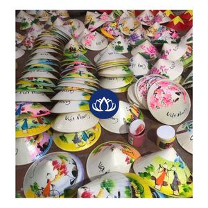 Chapeau en bambou fait main de qualité supérieure pour les activités culturelles et la collection de souvenirs touristiques - Product Image 1
