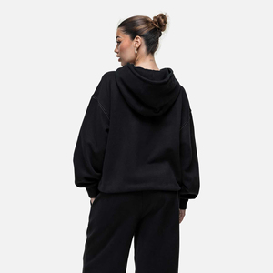 Sweat à capuche zippé surdimensionné personnalisé pour femme en molleton 100 % coton, anti-plis, respirant, écologique, léger, avec logo personnalisé sur le devant - Product Image 5