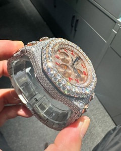 Reloj Cronógrafo de Lujo Unisex con Incrustaciones de Diamantes, 42 mm, Analógico, Movimiento Automático de Cuarzo, Cristal de Zafiro Resistente al Agua - Product Image 3