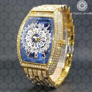 Reloj Rectangular de Lujo Charm_Jewells en Oro, Esfera Azul, Bisel con Diamantes, Brújula, Cuarzo Analógico, Unisex, Cierre Plegable - Product Image 1