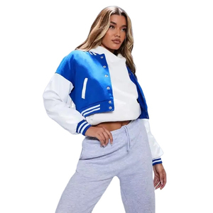 Service ODM : Nouveauté – Blousons universitaires pour femmes, coupe courte, personnalisables avec marque privée et design tendance - Product Image 3