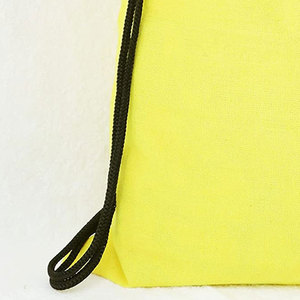 Unisex Zipper Gym <b>Backpack</b> Yellow Solid Color Non-Woven Fabric Casual Style Lightweight Waterproof 30-40L Adjustable <b>Strap</b> - Product Image 2