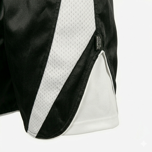 Shorts de MMA de qualité supérieure, gamme internationale premium, conçus avec soin pour répondre aux exigences des athlètes de arts martiaux mixtes - Product Image 3
