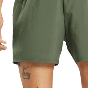 Pantalones Cortos Deportivos para Hombre, Corte Ajustado de 5 Pulgadas, Ligeros, para Entrenamiento, Gimnasio y Running, Color Verde Oliva - Product Image 5