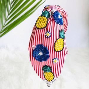 Serre-tête élastique de luxe vintage avec pierres et broderie artisanale personnalisée, orné de perles de rocaille, idéal pour le printemps - Product Image 4