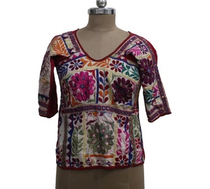 Vintage Banjara Choli Kutch Rabari ethnique broderie indien Banjara Style décontracté fête porter rayonne réservoir manches non tissé tissage - Product Image 1