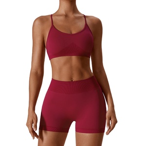 Conjunto de Yoga para Mujer al por Mayor, 2 Piezas, Brasier y Pantalones Cortos de Spandex sin Costuras con Cintura Elástica, Diseño 2 en 1, Secado Rápido, Opción de Logotipo Personalizado - Product Image 4