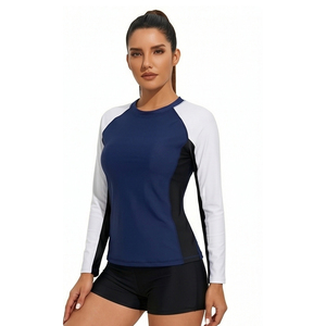 Rashguard de combat MMA personnalisé pour femme, imprimé, sublimé, à compression, pour l'entraînement et la gym - Product Image 4