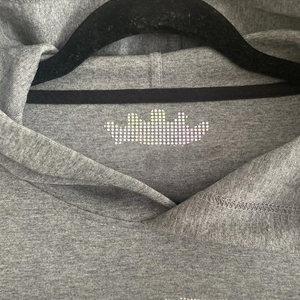 Sudadera con capucha extragrande personalizada con pedrería, estilo holgado, lavado ácido, con cristales y brillo vintage - Product Image 4