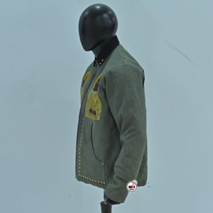 Blouson bomber homme vert olive de haute qualité avec imprimé Jésus, détails rivets, style streetwear, col rabattable, fermeture éclair, idéal pour l'automne - Product Image 4
