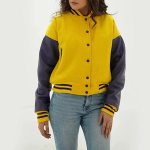 Veste universitaire personnalisée pour femmes, mélange de laine, manches en cuir, style Letterman, service d'échantillons OEM ODM - Product Image 4