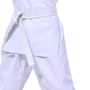 Nouveau Gi Doux et Confortable avec Panneaux en Tissu Coton Respirant et Durable, Idéal pour la Pratique des Arts Martiaux par Tous les Temps, Uniforme de Judo et de Karaté - Product Image 4