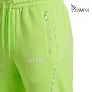 Pantalon de survêtement sportif unisexe personnalisé OEM léger en polyester/coton coupe-vent avec cordon de serrage et poches latérales pleines - Product Image 4