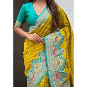 Sari de Seda Darbari Verde Mehendi con Tejido Zari, Conjunto Elegante para Mujer - Product Image 5