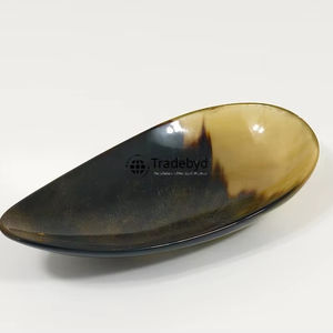 Elegante Cuenco con Forma de Cuerno de Ángel Hecho a Mano, Decoración de Mesa Premium de Tradebyd - Product Image 1