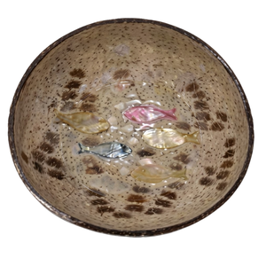 Bols en coquille de noix de coco écologiques, faits à la main, gravés, finition naturelle polie, pour la décoration de cuisine et l'usage quotidien - Product Image 2