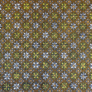 Tela de Algodón Batik Tulis Indonesiana Hecha a Mano con Diseño Tradicional Nitik Ceker Ijo, Color Verde Oliva, Textil Premium - Product Image 2