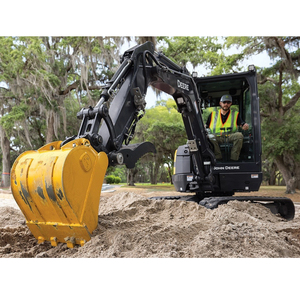 Excavatrice John Deere d'occasion, modèle propre, moteur en excellent état, fonctionnement fluide, équipement performant - Product Image 6