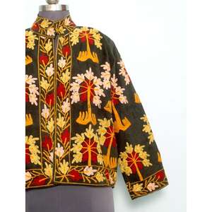 Chaqueta de mujer cálida para otoño/invierno con bordado floral, abrigo étnico hecho a mano, forro de algodón, estilo bohemio con logo frontal. - Product Image 5