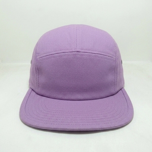 Casquette de camping personnalisée à 5 panneaux, visière plate, sangle réglable, OEM ODM, marque privée, vente en gros, faible MOQ, logo personnalisé, sports de plein air, plage - Product Image 1