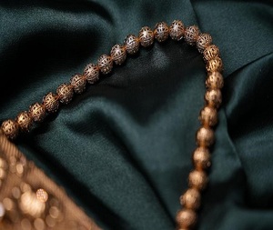 Pochette de soirée ethnique vintage ornée de métal gaufré plaqué or, écologique, Kundan, faite à la main, personnalisée, pour mariée F S - Product Image 4