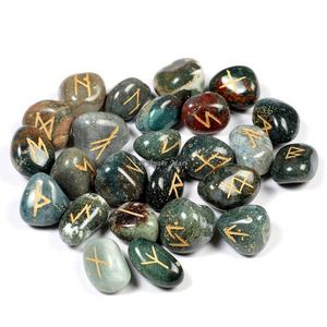 Usine En Gros Vert Aventurine Agate Rune Ensemble Sculpté Naturel Guérison Cristal Gemme Viking Pierre Reiki Guérison Feng Shui - Product Image 5