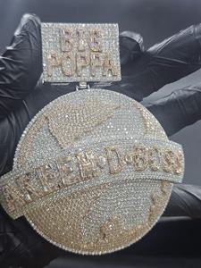 จี้ตัวอักษรฮิปฮอปแบบวงกลมประดับเพชร  เครื่องประดับเงินแท้ 925 สองสี  จี้เพชรโมอิสซาไนต์ VVS สไตล์แร็ปเปอร์ - Product Image 3