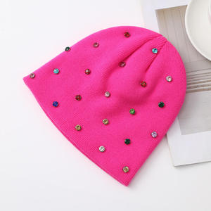 Bonnet en tricot vierge OEM en gros avec broderie 3D, prêt pour la plage, couleurs et tailles personnalisables, haute qualité - Product Image 4