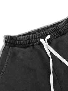 Ensemble deux pièces décontracté pour homme : T-shirt tricoté à col ras du cou et short imprimé nœud perlé, effet délavé, idéal pour l'été - Product Image 4