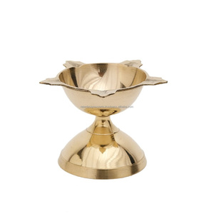 Diya en laiton minimaliste moderne - Product Image 1