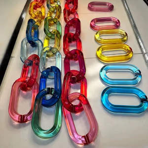 Adornos de Pared de Acrílico Hechos a Mano, Eslabones de Cadena Personalizados, Decoración para el Hogar, Adorables Adornos Colgantes de Resina Mate, AL MALIK CRAFT - Product Image 5