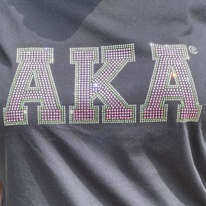 T-shirt gris à lettres en strass pour femme, décontracté, à manches courtes, haut tendance, vêtement graphique, tenue quotidienne - Product Image 6