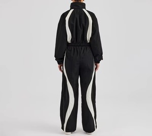 <b>Lightweight</b> Windbreaker Zipper <b>Jacket</b> and Pant Set Ladies Tracksuit <b>Women</b> Wholesale Custom Waterproof Nylon Tracksuit - Product Image 4