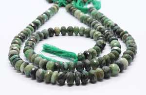 Cuentas facetadas de esmeralda verde oscuro AAA de 7.5-8 mm, gema de esmeralda Sapota, cuentas de esmeralda natural de 13 pulgadas, venta al por mayor - Product Image 4