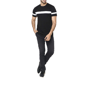 เสื้อยืดผู้ชายสีดำล้วน ทรงปกติ น้ำหนัก 220 กรัม  แบบเรียบ  สำหรับใส่ลายกราฟิก  พร้อมแผงสีขาว  รุ่นท็อปเฮฟวี่เวท - Product Image 5