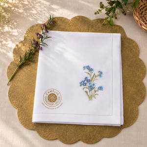 La broderie inspirée de la nature allie beauté et fonctionnalité, idéale pour les dîners décontractés et formels. - Product Image 2