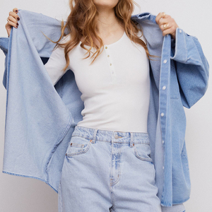 T-shirts graphiques pour femmes de haute qualité en polyester/coton, épaules tombantes, été, différentes tailles et couleurs, prix de gros abordable - Product Image 1