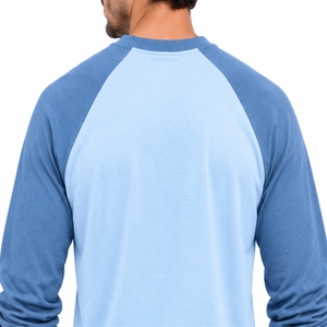 Camiseta de Manga Larga Raglán para Hombre, Cuello Redondo Clásico, Mangas Raglán en Contraste, Diseño de Dos Tonos, Camiseta Cómoda para Uso Diario - Product Image 4