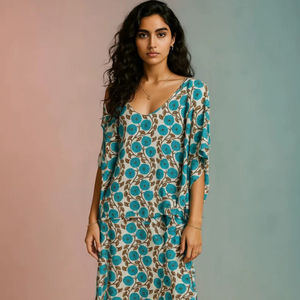 Vestido Midi Floral Transpirable de Alta Calidad, Ecológico y Hecho a Mano para Mujer, con Estampado Artístico de Girasoles en Azul Turquesa - Product Image 1