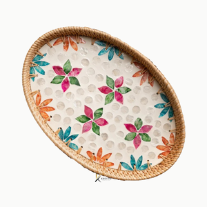 Bandeja de Servir Ovalada de Madera con Tejido de Ratán y Nácar, Elegante, Personalizada OEM ODM, Apta para Alimentos, Hecha a Mano, Decoración para el Hogar, Ideal para Regalos - Product Image 3