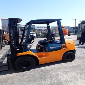 Achetez en gros des chariots élévateurs diesel robustes de qualité supérieure, livraison rapide, 25 tonnes, 30 tonnes, 32 tonnes, 35 tonnes, 42 tonnes - Product Image 6