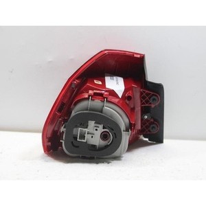 Luz Trasera Derecha Usada para Passat 561945096G - Product Image 5