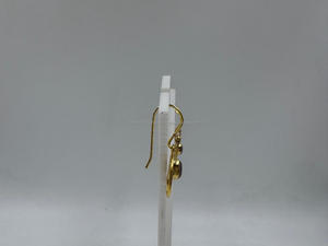 ต่างหูทองเหลืองชุบทองทำด้วยมือพร้อมมุกน้ำหนักเบาและทนทานสไตล์คลาสสิกสำหรับงานแต่งงานและของขวัญ - Product Image 2