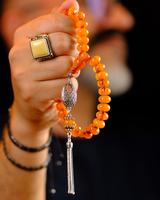 Tasbih Doa Islami Ramah Lingkungan Buatan Tangan Bertema Cinta Religius yang Dapat Disesuaikan, 33 Butir Resin Kuning Amber Logam Perak