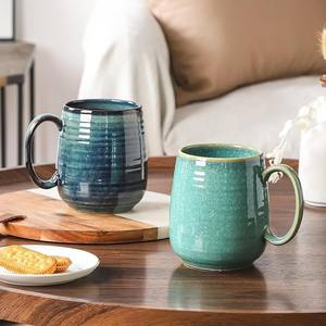 Ensemble de tasses à café en céramique artisanale avec glaçure réactive brillante, forme ronde, poignée confortable pour la maison ou le café - Product Image 1