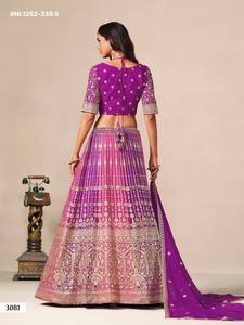 Conjunto de Lehenga-Choli de Georgette Sintética Pesada con Bordado Intenso y Pedrería, Venta al por Mayor, Exportador de Moda Femenina - Product Image 5