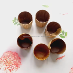 Juego de vasos de madera hechos a mano hechos de madera natural Rústico Ecológico Vasos Perfecto para café Té Agua o jugo Ideal - Product Image 4