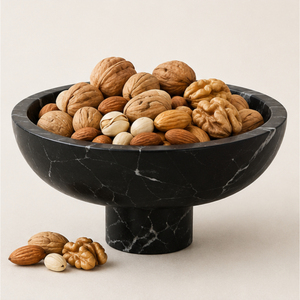 Bol sur piédestal en marbre noir vintage, fait main, en pierre naturelle, centre de table, bol à fruits pour table à manger et maison/hôtel - Product Image 4
