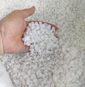 Meilleur Prix Vietnam Usine Pure Neige Blanc Cailloux Cobble Pierre pour Jardin Extérieur Aménagement Paysager Aquarium Pavage Galet Pierre - Product Image 3