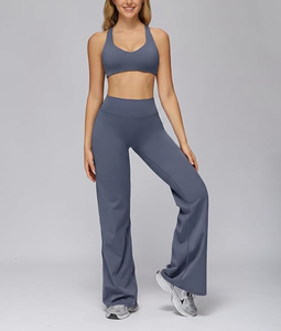 Ensembles de sport pour femmes, directement de l'usine, 2 pièces : soutien-gorge de sport à bretelles color block et leggings évasés taille haute, pour la gym, le yoga et le pilates - Product Image 1